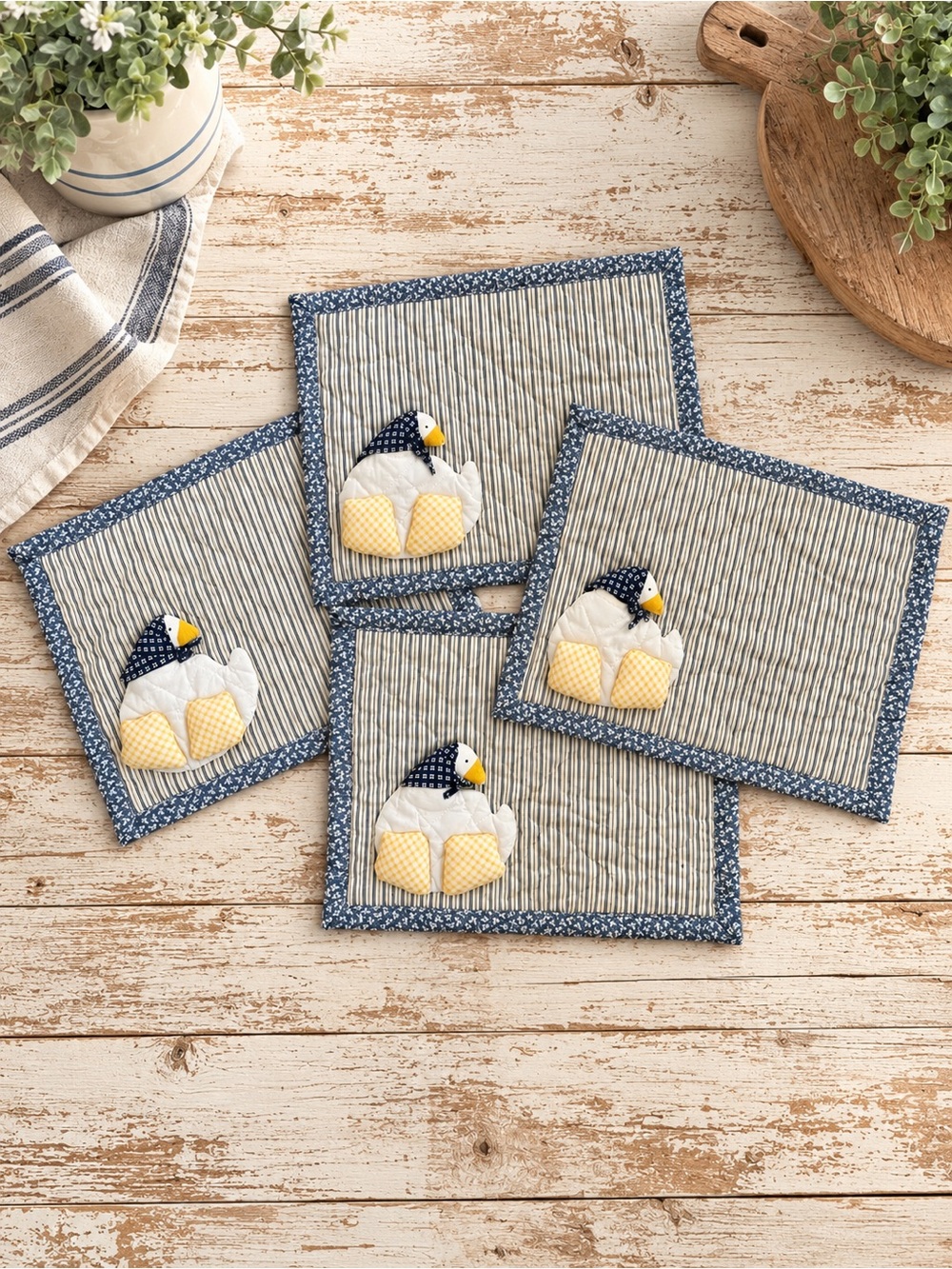 Vintage Handmade Duck Placemats Set of 4 Quilted Applique Farmhouse Cottage